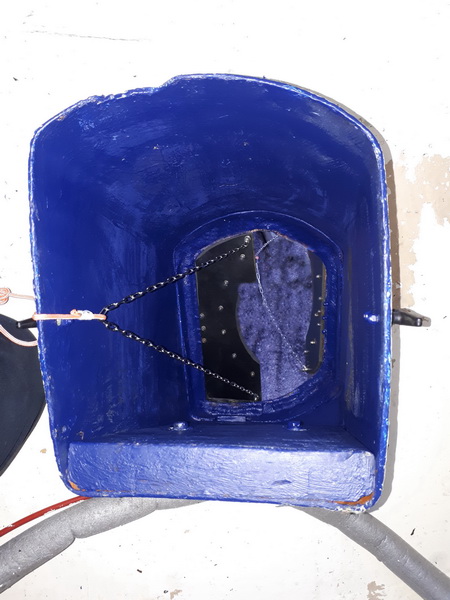 Inside the well from above.jpg