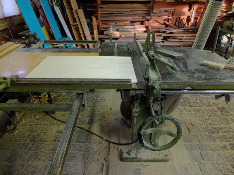 Plywoodbotten kapas till